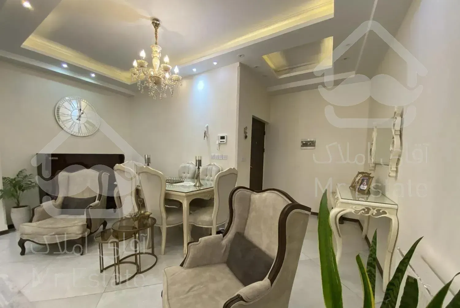 135 متر 3خواب  سند تک برگ ولیعصر ورداورد روبه کوه