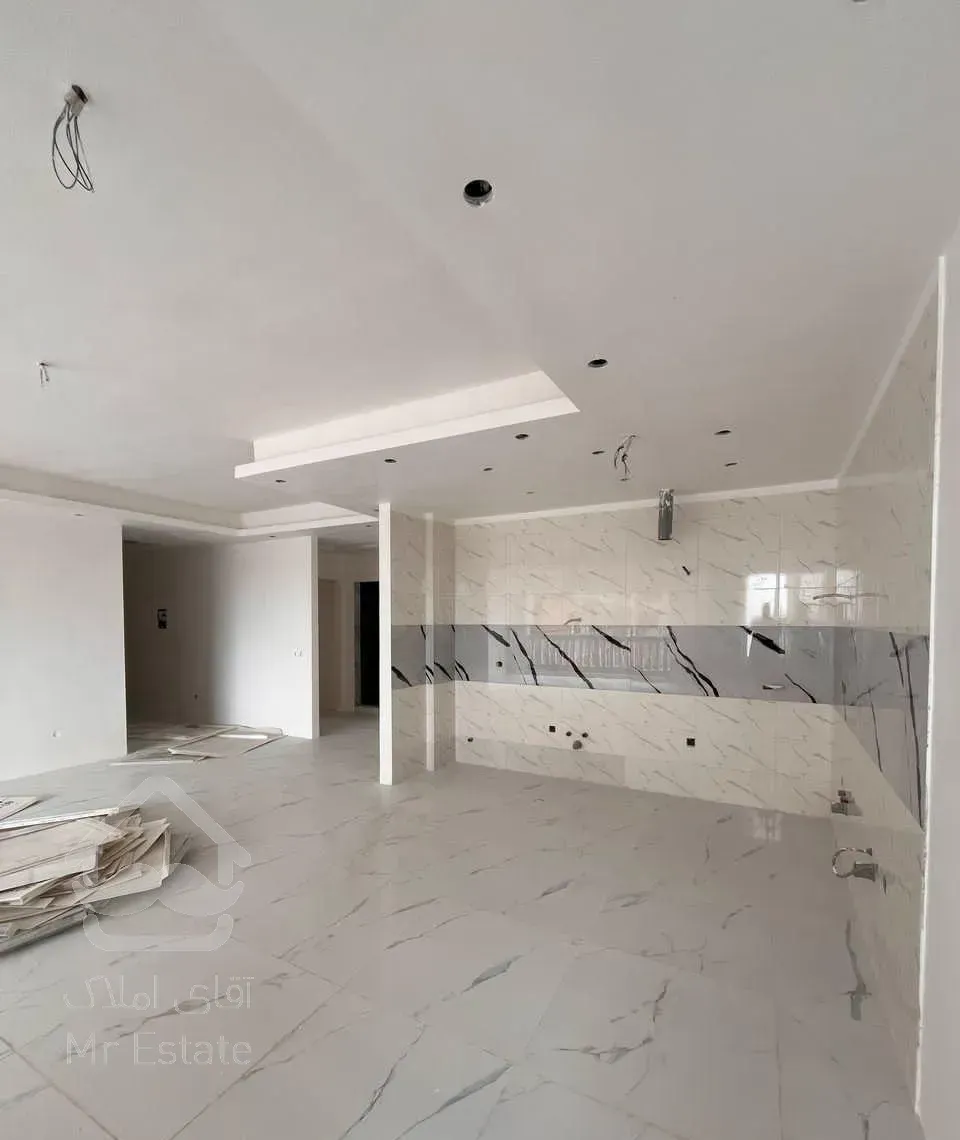 فروش آپارتمان ۱۱۰ متری طبقه چهارم ، تحویل برج ۴