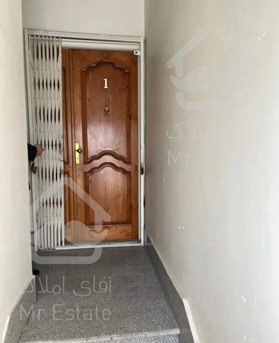 اپارتمان ۱۱۰متری ازگل گلشن شرقی