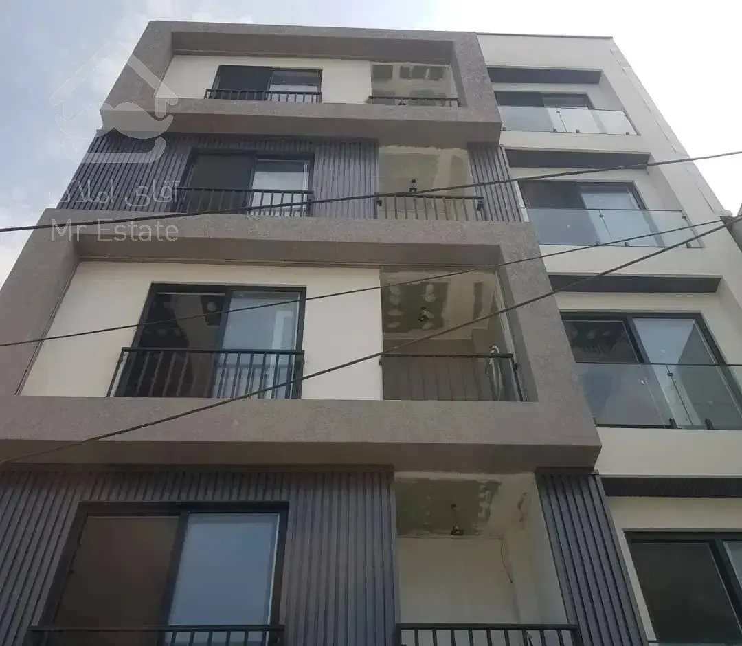 آپارتمان ۱۲۰متر نوساز تک واحدی طبقه اول ودوم