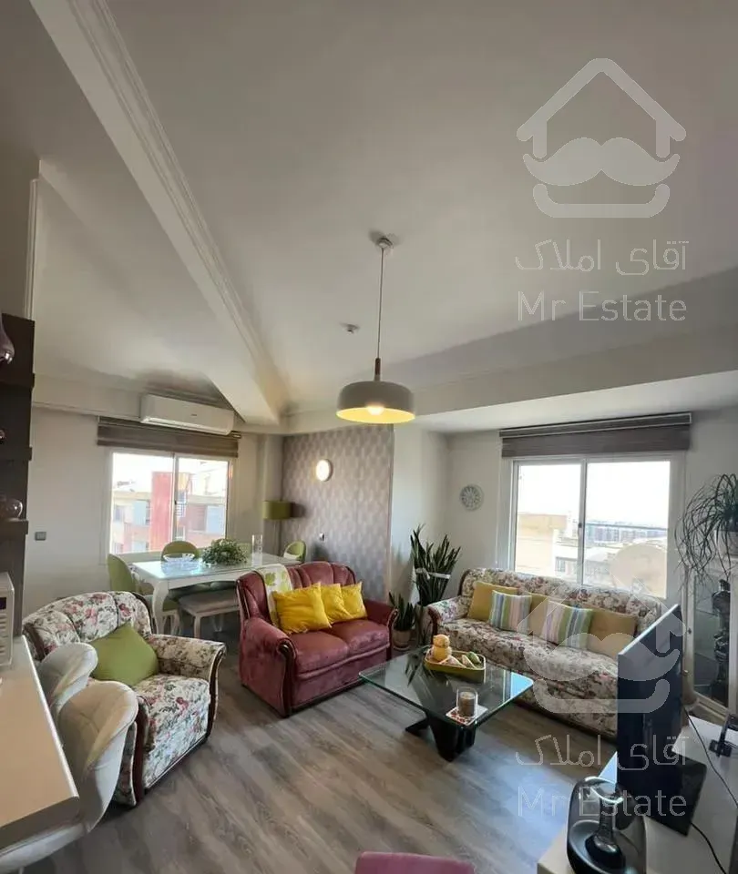 پردیس فاز ۳ طبقه پنجم ۸۲ متر با آسانسور