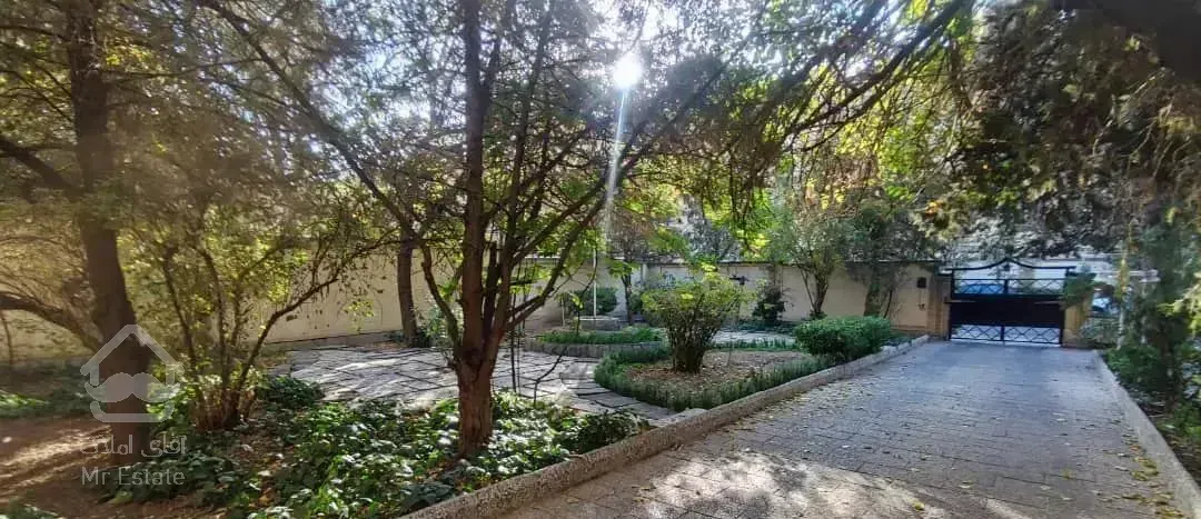 ۱۱۳ متر / تاپ لوکیشن / شیک