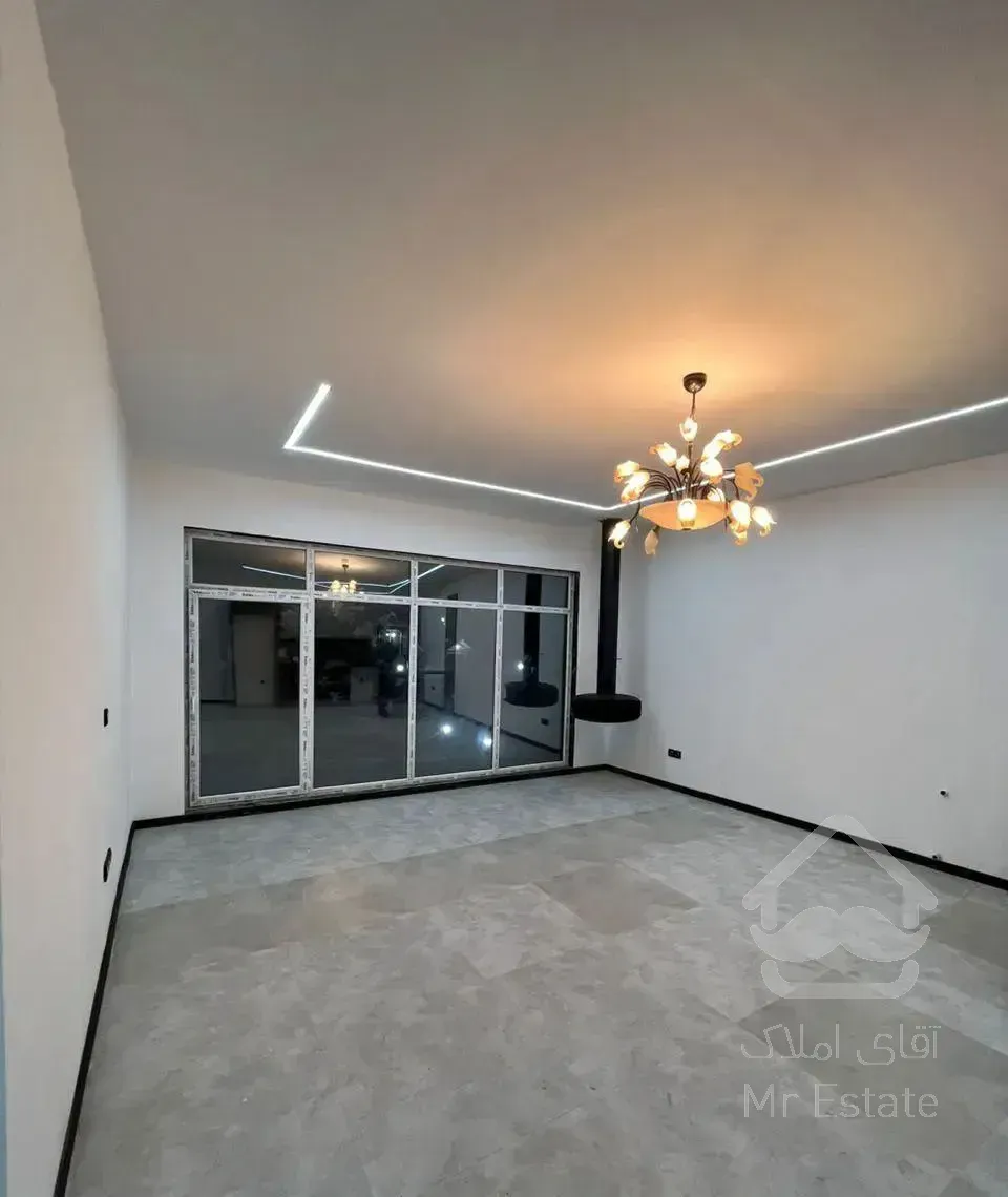 روبروی مترو جهاد.120متر.با پارکینگ