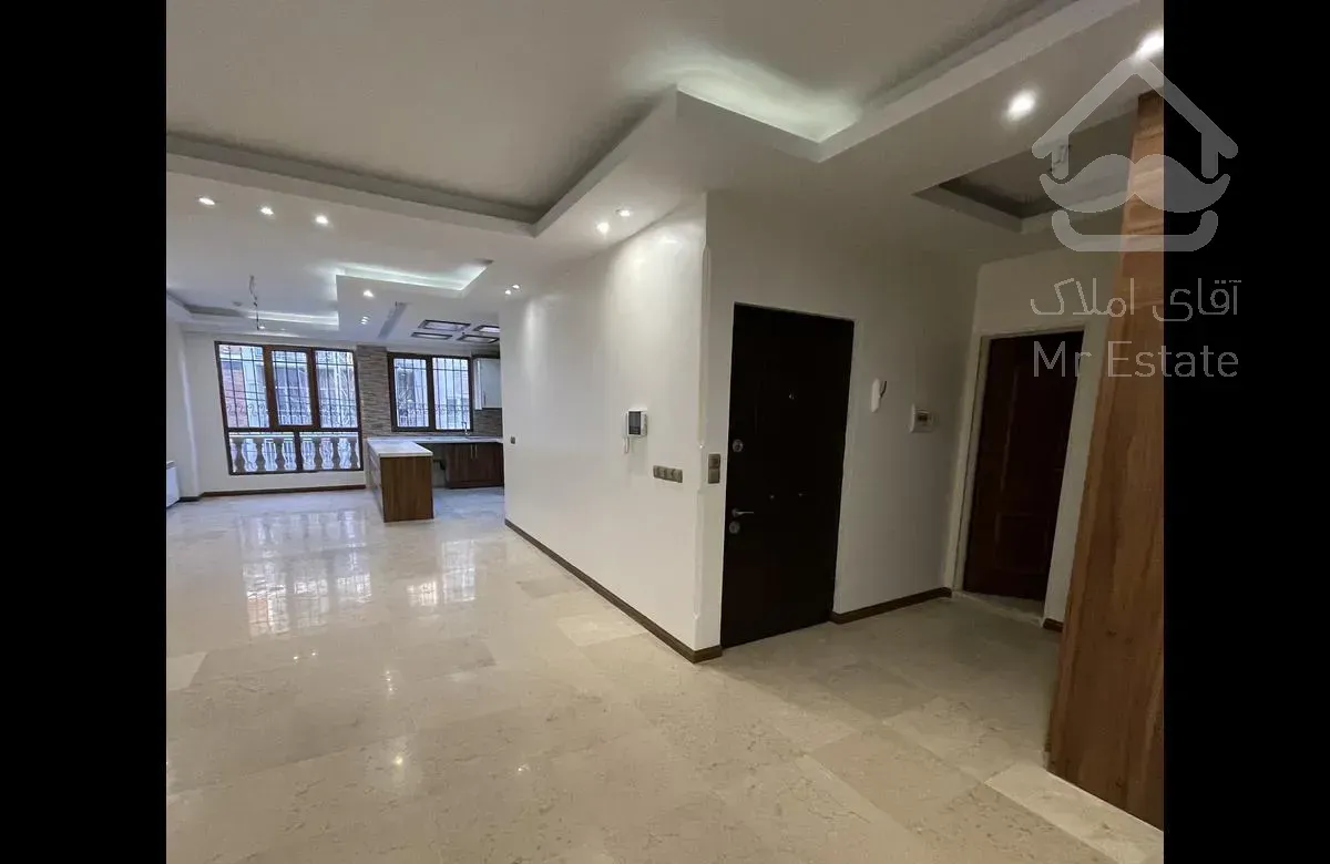 آپارتمان۵ سال ساخت طبقه اول ۱۱۰ متر ۲ خوابه