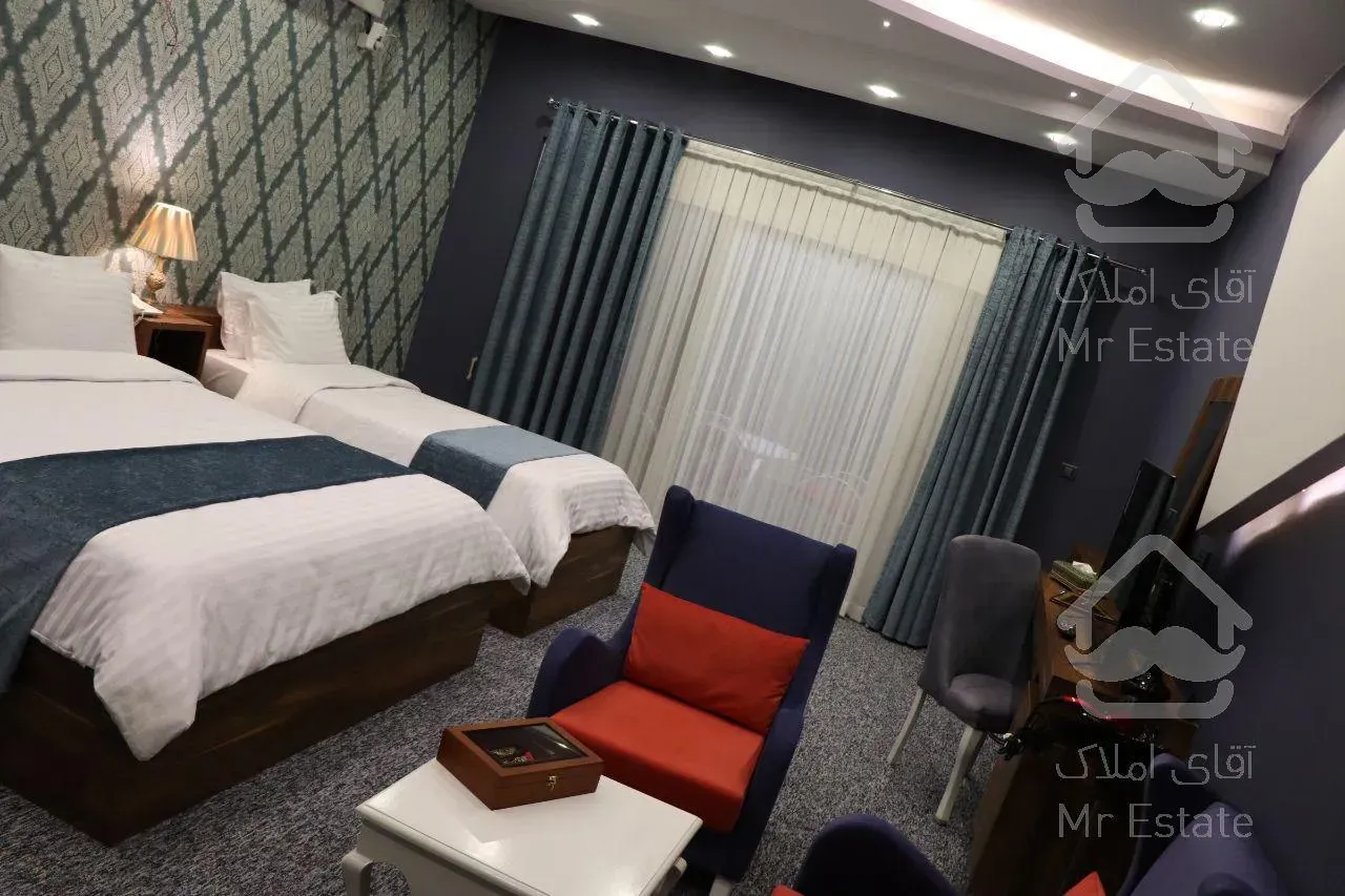 فروش هتل ۱۰۰۰ متری