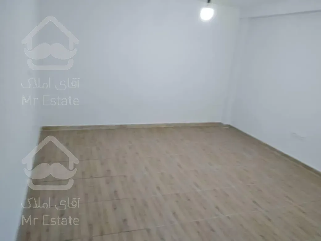 آپارتمان ۸۵ متری بازسازی شده.خیابان استخر