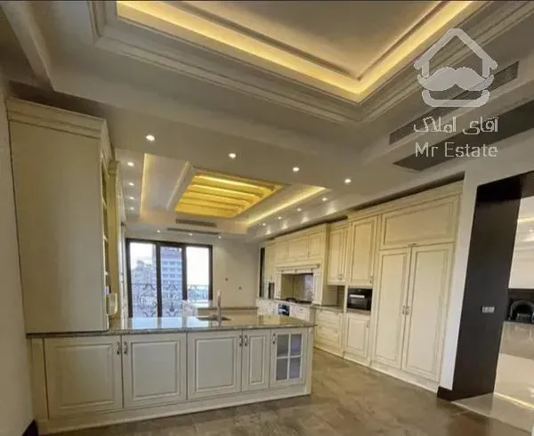 آپارتمان ۴ خواب فول امکانات