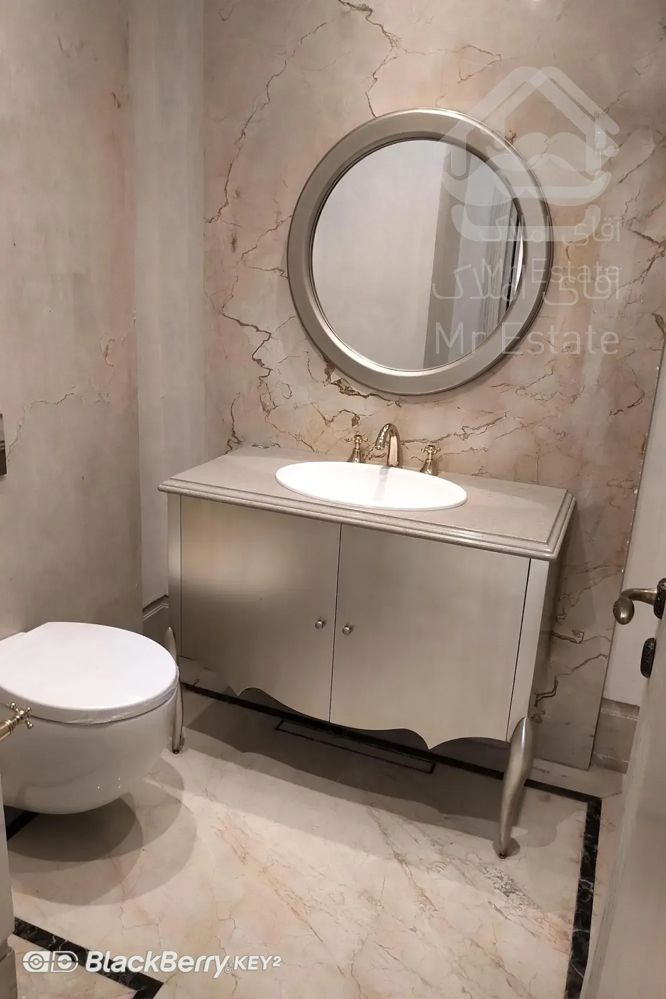 آپارتمان 296متری تکواحدی در فرمانیه شرقی