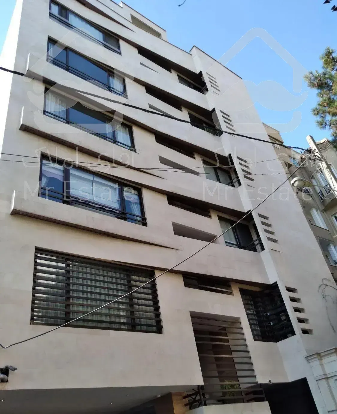 ۱۴۰متر ۳خواب* نوساز* فول (راستوان)