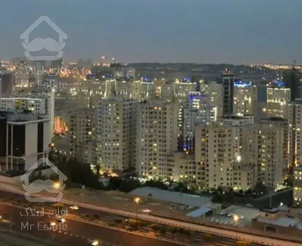 آپارتمان ۱۸۰ متری چهار خوابه درچیتگر