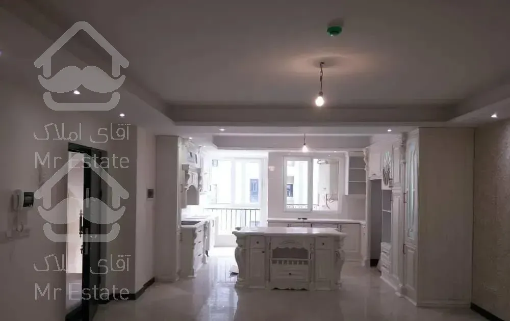 ۱۰۰ متر نوساز،بالای کاج