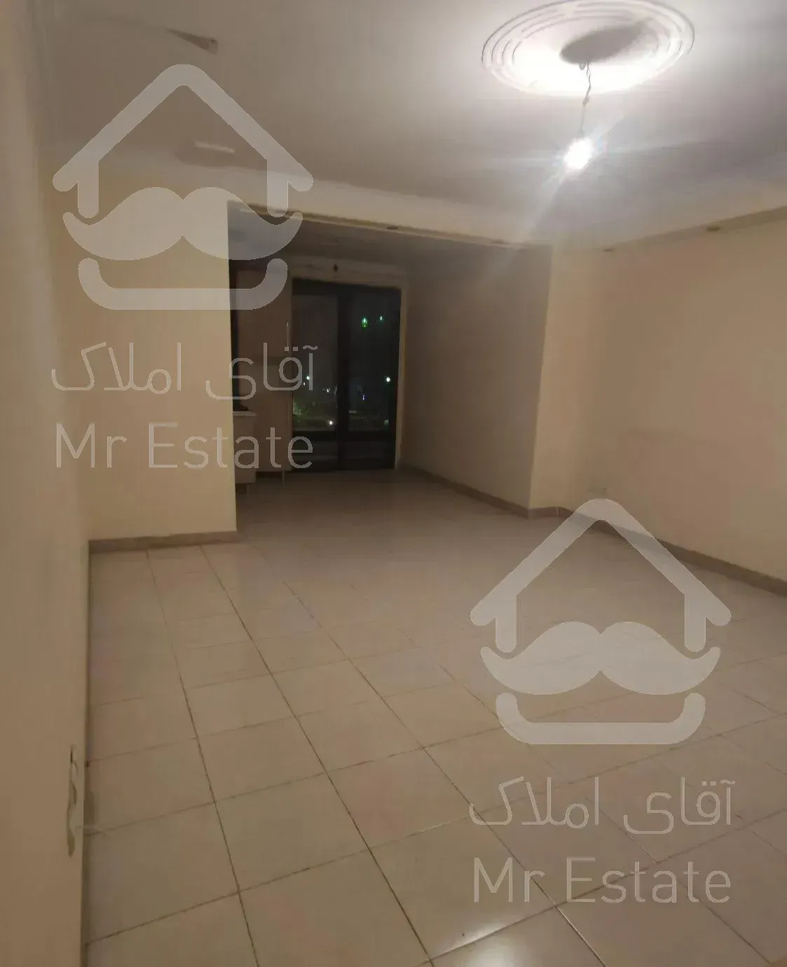 آپارتمان ۹۷ متری سه خوابه