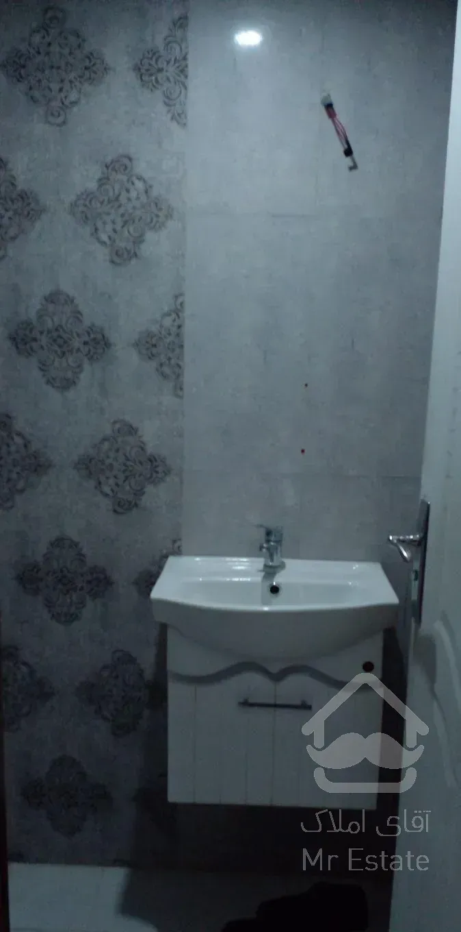 فروش آپارتمان ۹۸ متری ۲ خوابه در باغستان