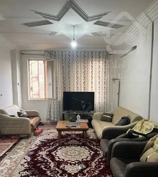 اجاره آپارتمان ۹۰ متری طبقه سوم