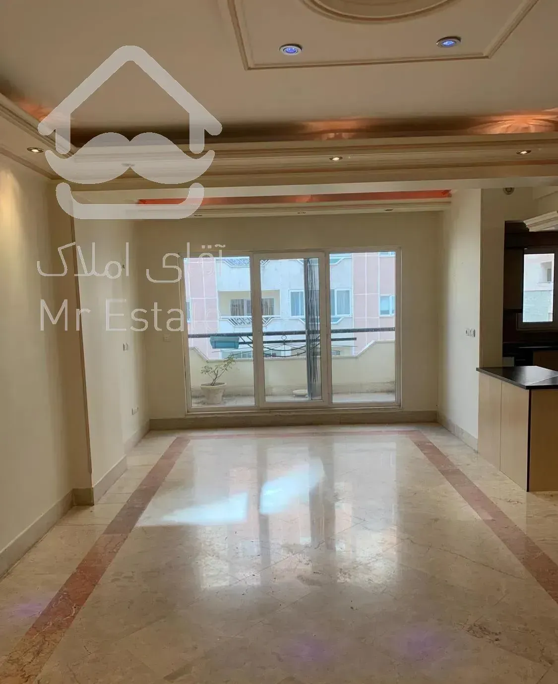 ١٤٠متر٣خواب ٢تراس کوى فراز(علوم پزشکى)