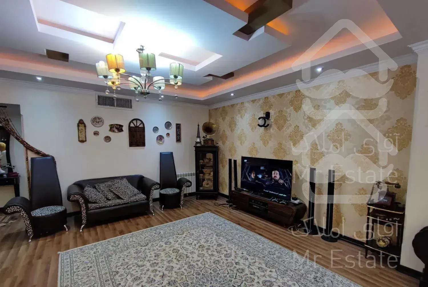 ۱۲۱ متر/ سه خواب / حکیمیه