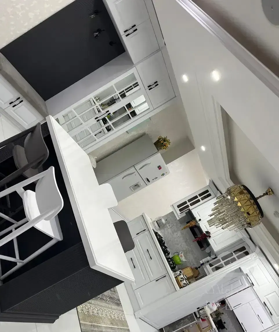 آ‌پارتمان ۱۸۴متر نوساز دوپارکینگ سندی ، لوکس و شیک