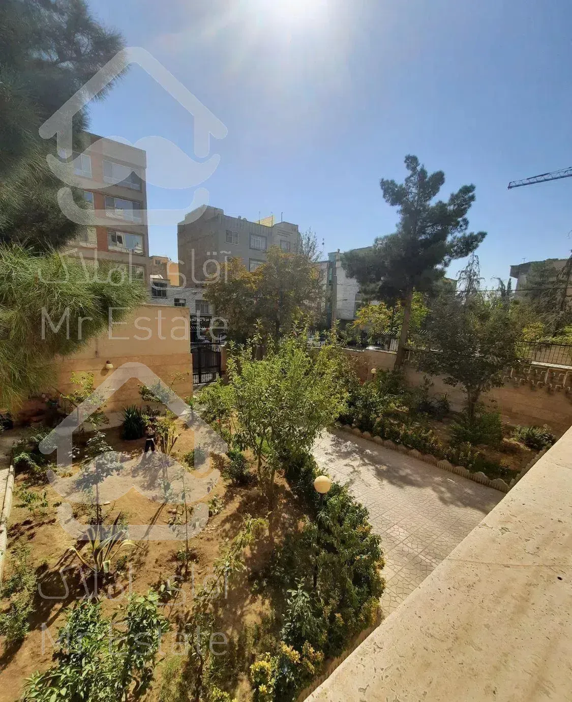 ۱۰۵متردوخوابه فول آفتابگیر شاهین شمالی