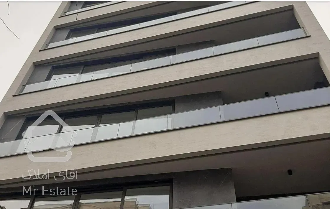 ۳۱۱ متر بزرگمهر/مثال زدنی