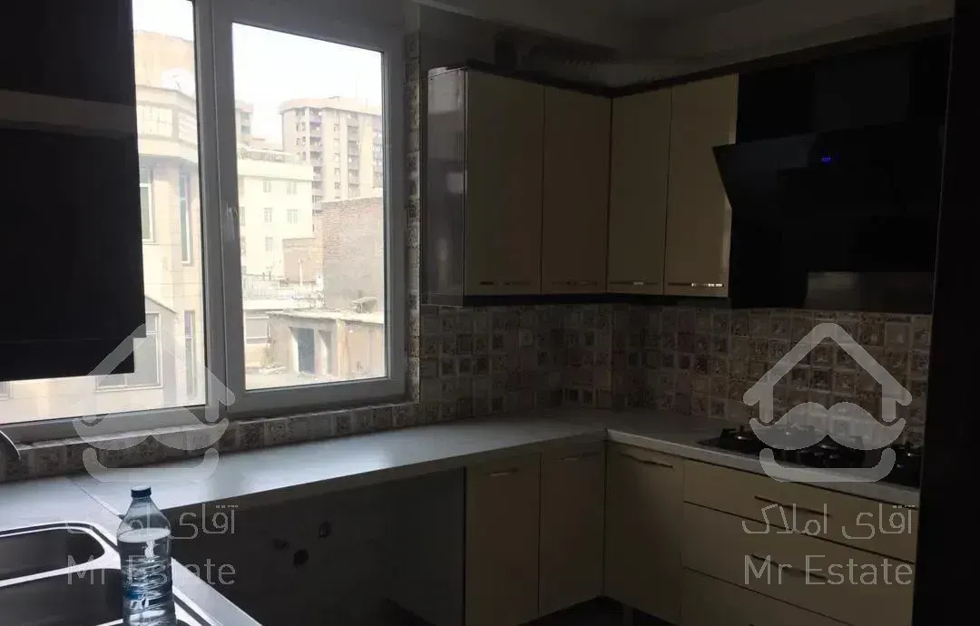 ۹۰متر دو خواب فول امکانات میدان ولیعصر