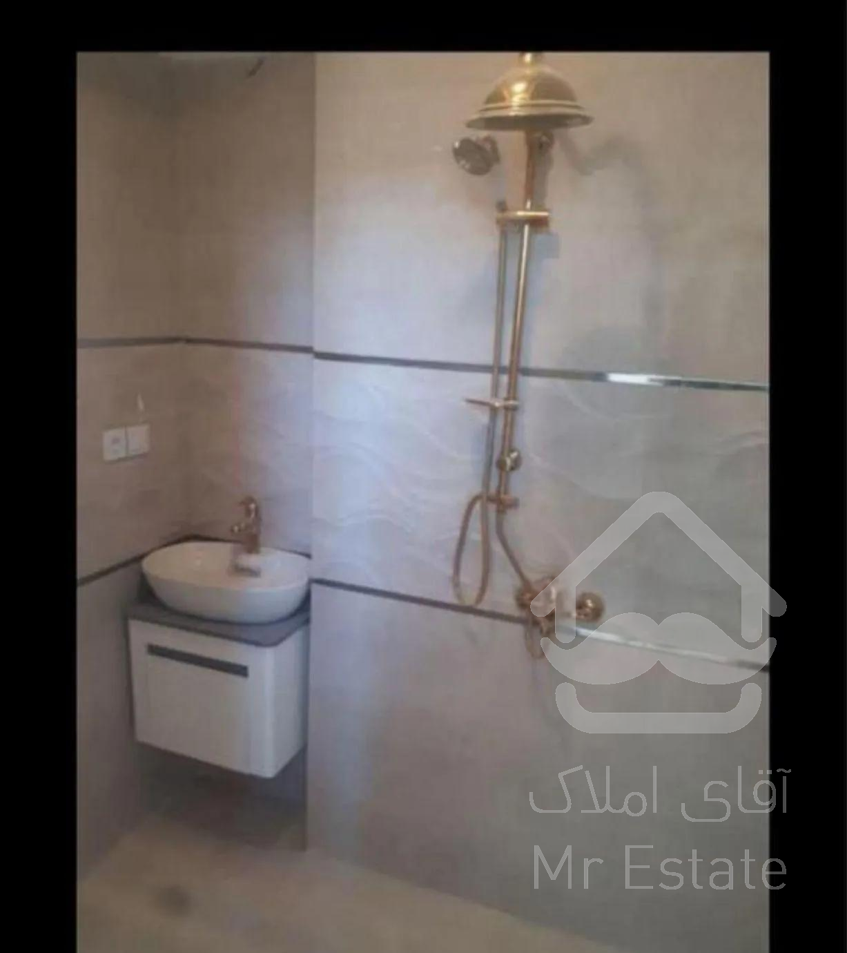 ۱۱۰ متر ۲ خوابه فول امکانات