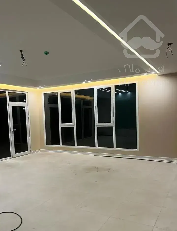 اجاره واحد 130 متری * کلیدنخورده  * شیک *