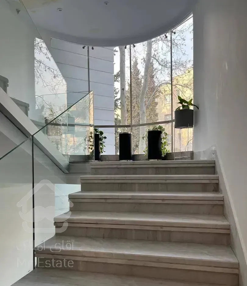 زعفرانیه/۲۴۰متر/ویلا آپارتمان /لوکیشن کاخ