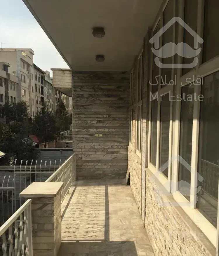 نیروی دریایی ۱۴۰ متر ویلایی ۳ خوابه