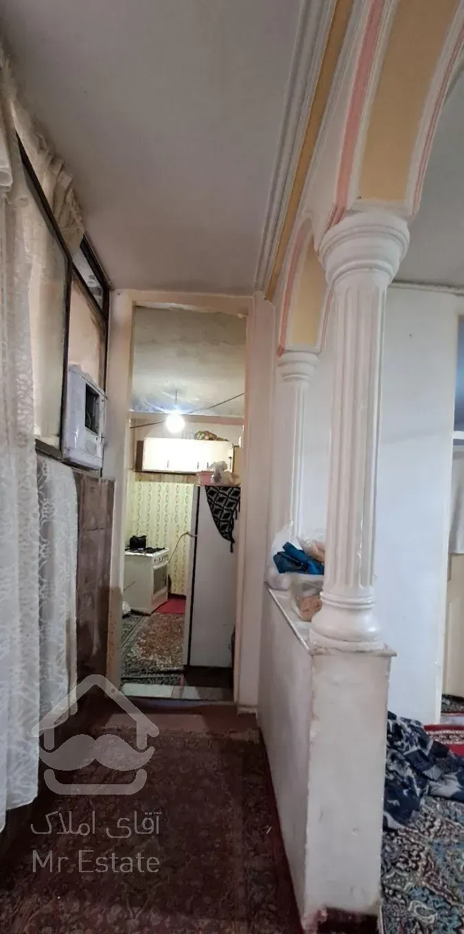 100 متر سوئیت در اختیار  میدان ابک گلابدره