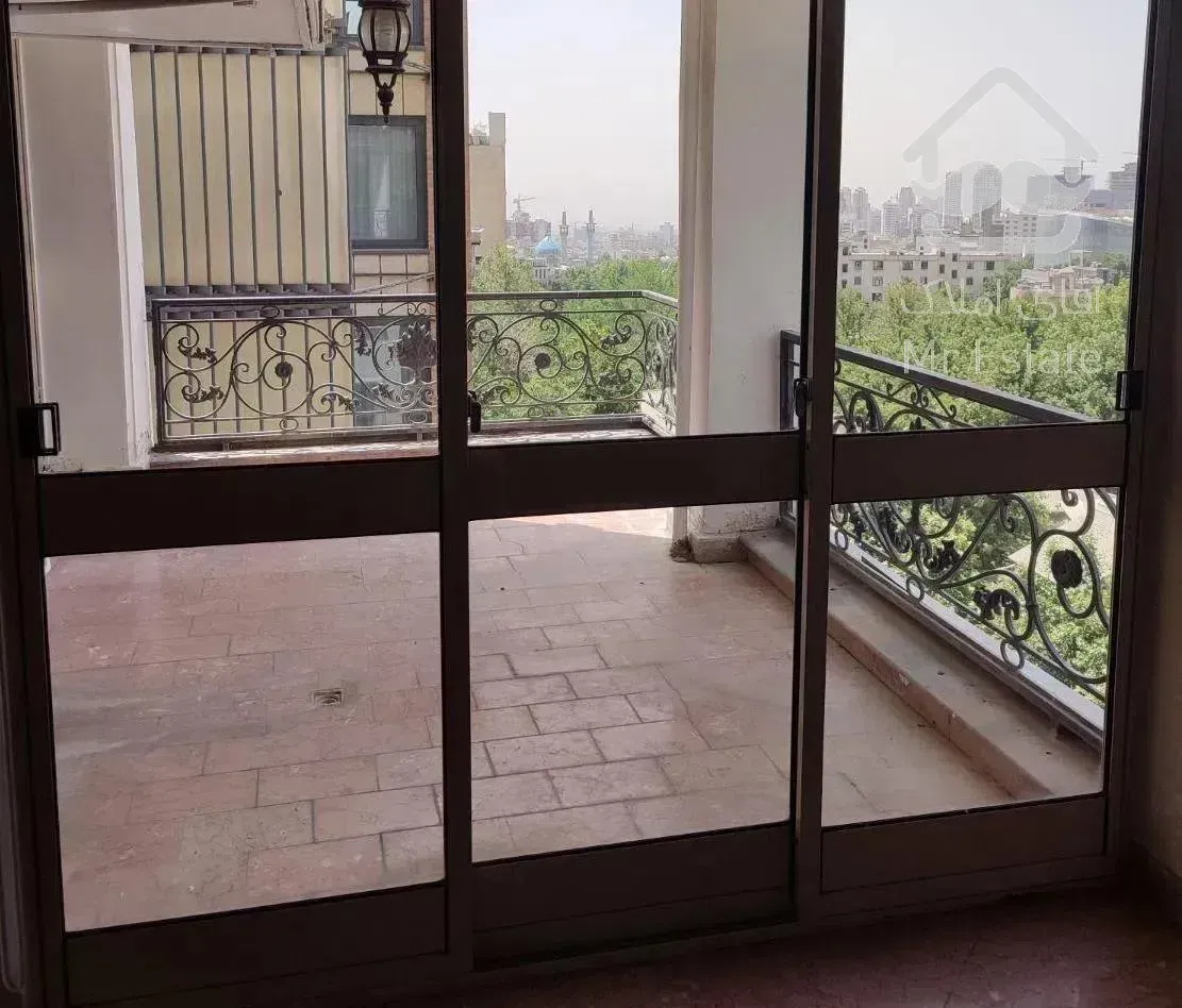 ۲۸۰ متر/تکواحدی/۴ تراس بزرگ