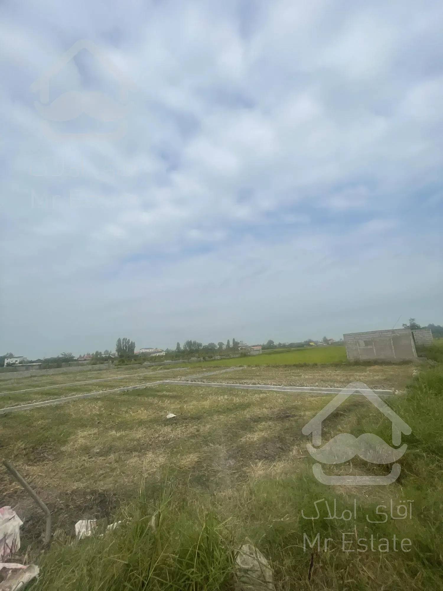 زمین ۲۰۰ متری ۲۸۰ میلیون