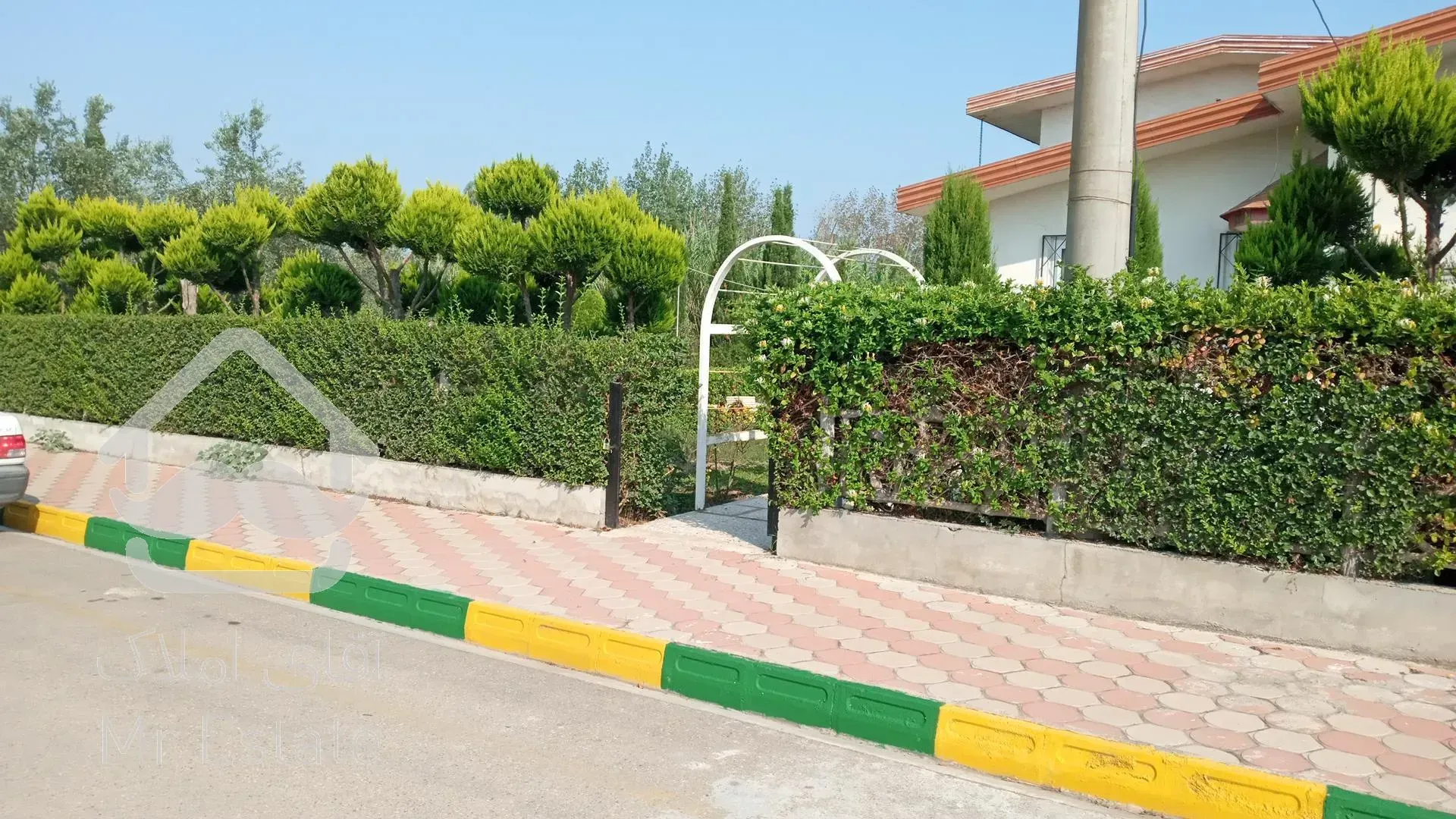 خرید باغ ویلا ۸۸۰ متری پلاک یک دریا در ساری جاده پلاژ