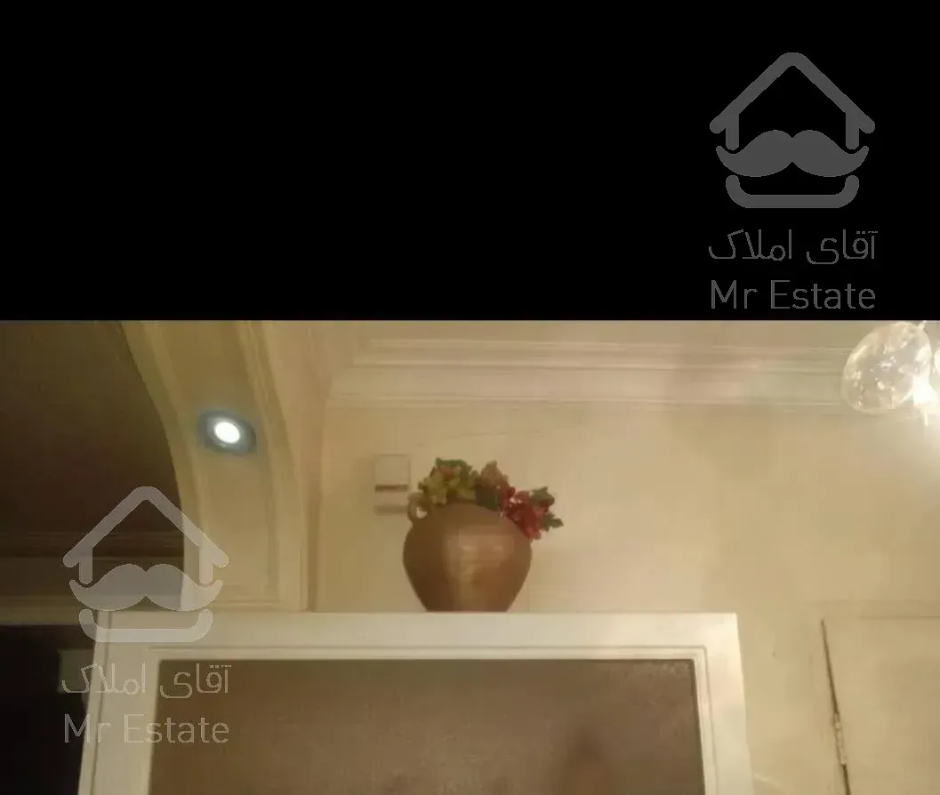 بلوارکشاورزکارگر.۱۴۷متر ۳خواب فول امکانات طبقه ۳