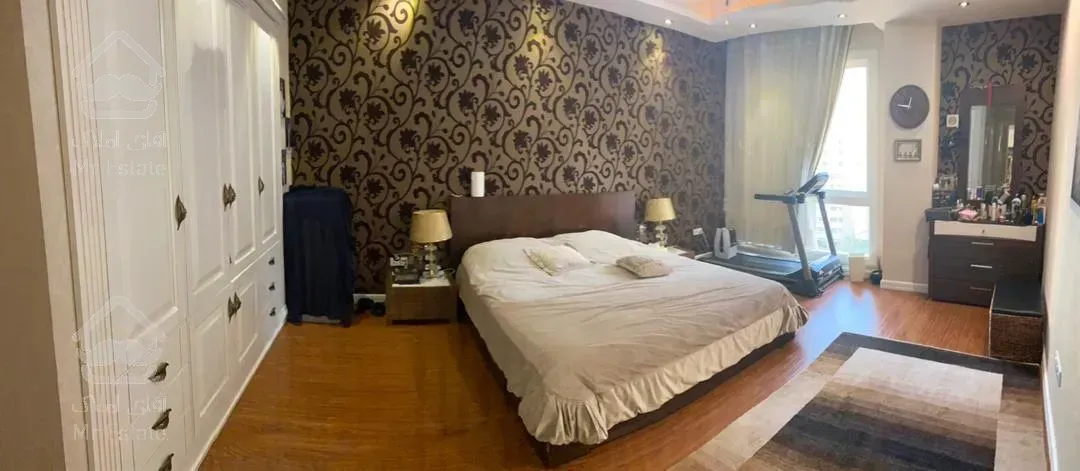 اجاره و رهن آپارتمان ولنجک 280  متر شیک