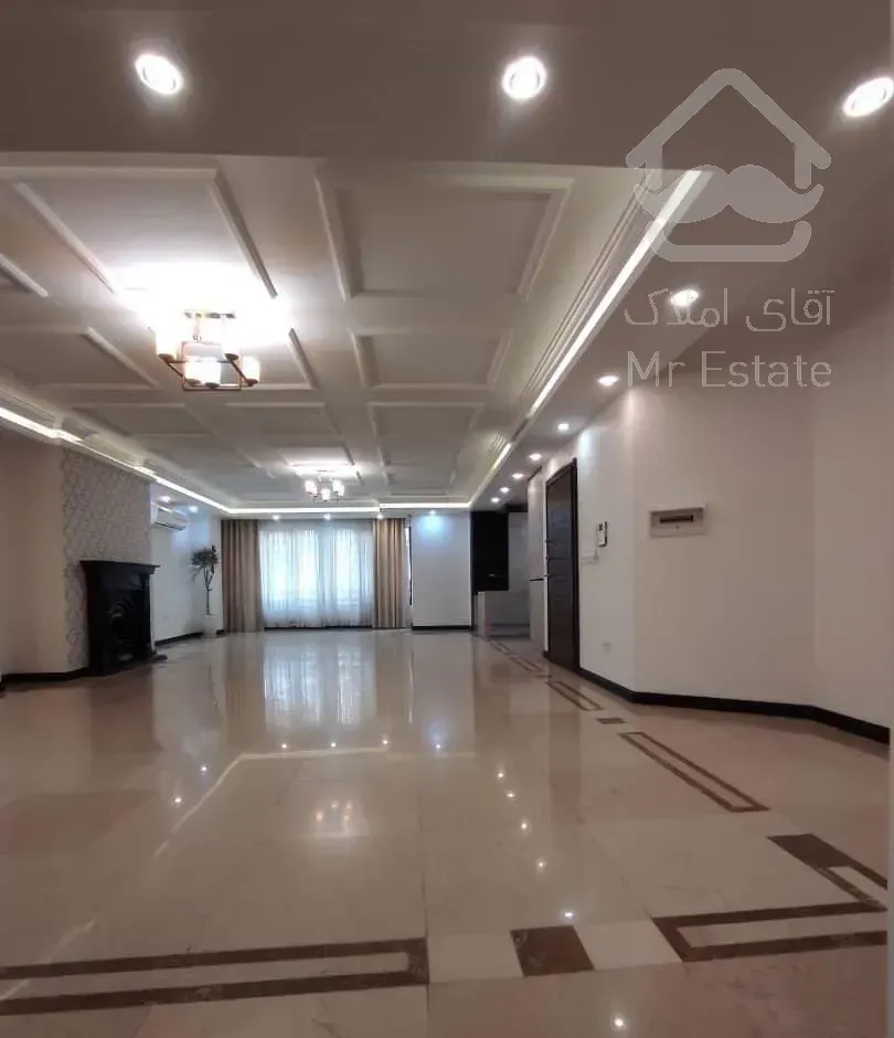 ۱۸۵متر۳خواب تکواحدی۲پارکینگ سندی جنب پارک شخصی