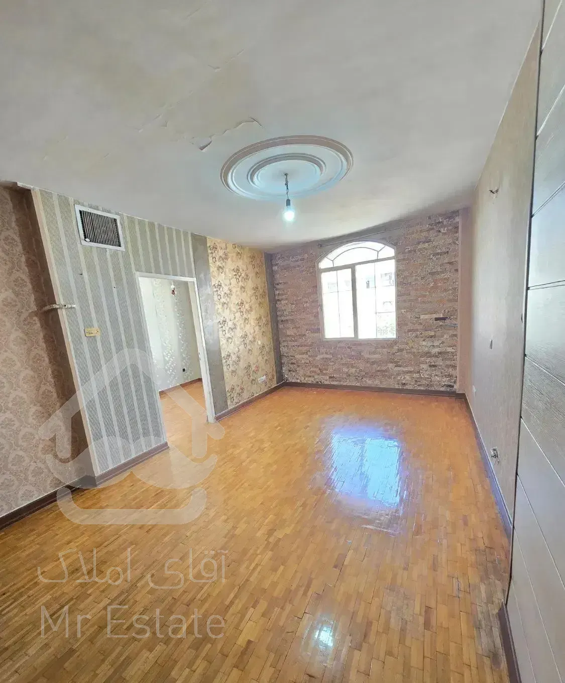 ۴۴متر خواجه نظام هم نورگیر هم خوش قیمت