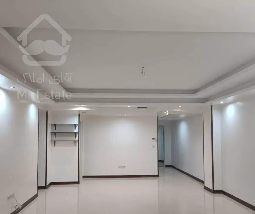 ۹۰متر ۲خواب ظفر تاپ لوکیشن رو به آفتاب