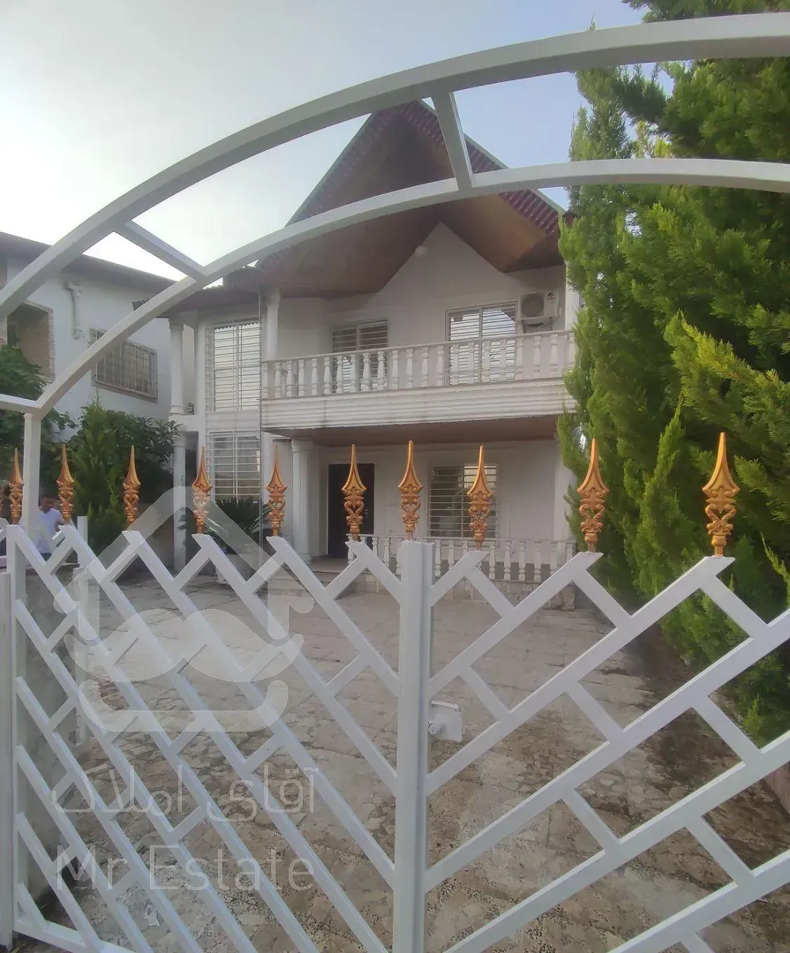 فروش خانه ویلایی ۱۸۰ متری ۳ خوابه