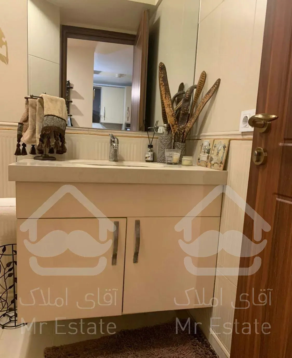 آجودانیه 176 متر ، 3 خواب