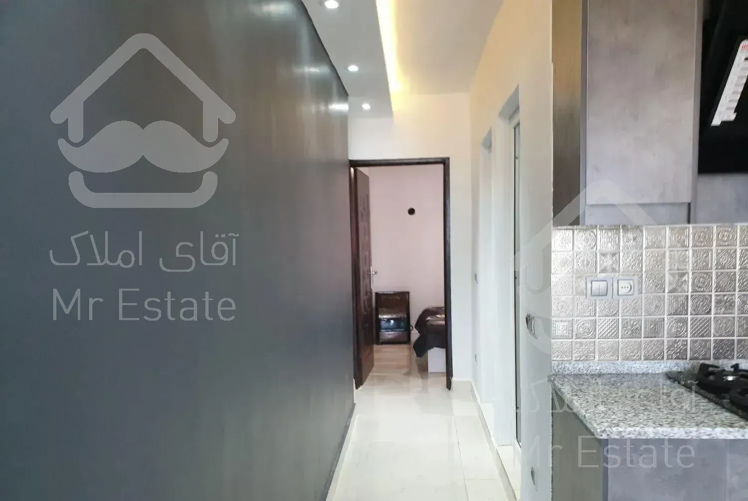 استخردار ۲۰۰ متری نوساز بر اول دریا