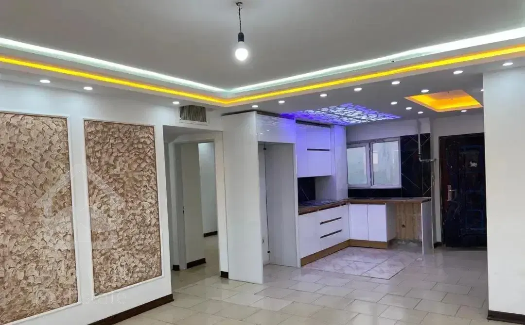 آپارتمان80متر2خواب پارکینگ انباری سندی شهرک ابریشم
