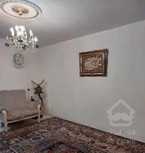 61 متر  بهترین لوکیشن علی اباد