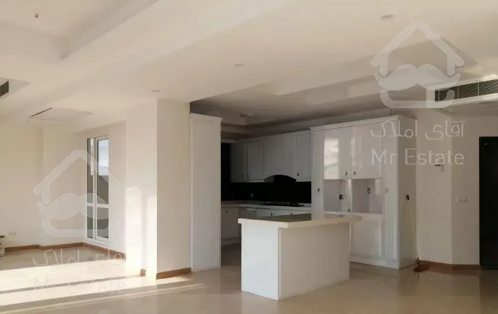 آپارتمان ۱۸۰متری درکه طبقه آخر