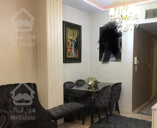 پونک ۶۸ متر ۱۰ساله کم واحد طبقه دوم