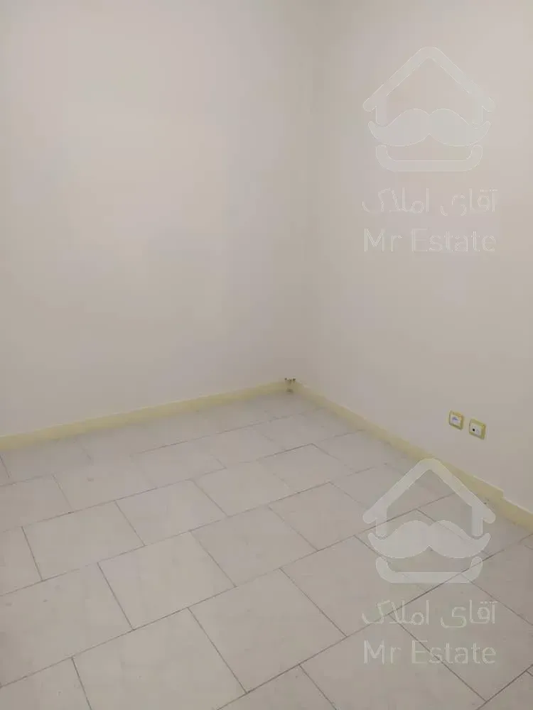 آپارتمان ۵۴ متری ۱ خواب، خوش نقش، لوکیشن عالی، قابل مذاکره