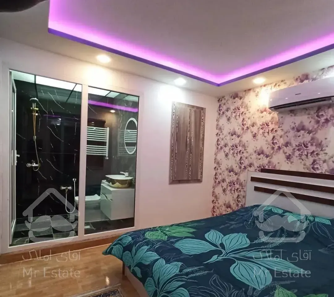 استخردار با بیلیارد ۳۰۰متری