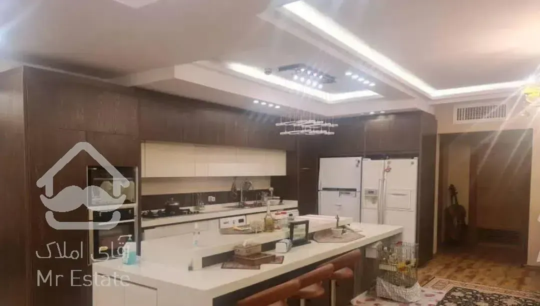 ۱۶۳ متر ویو دریاچه خوش نقشه فول دیزاین