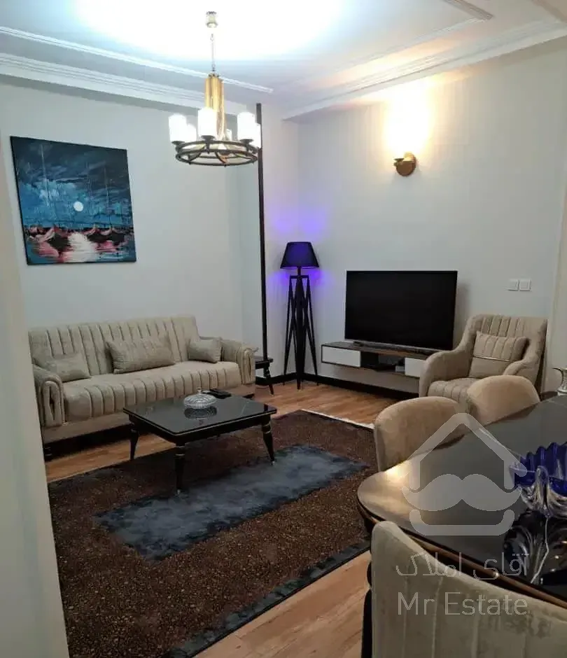 فروش آپارتمان . ۱۰۰ متری. بازسازی شده. بلوارآزادی