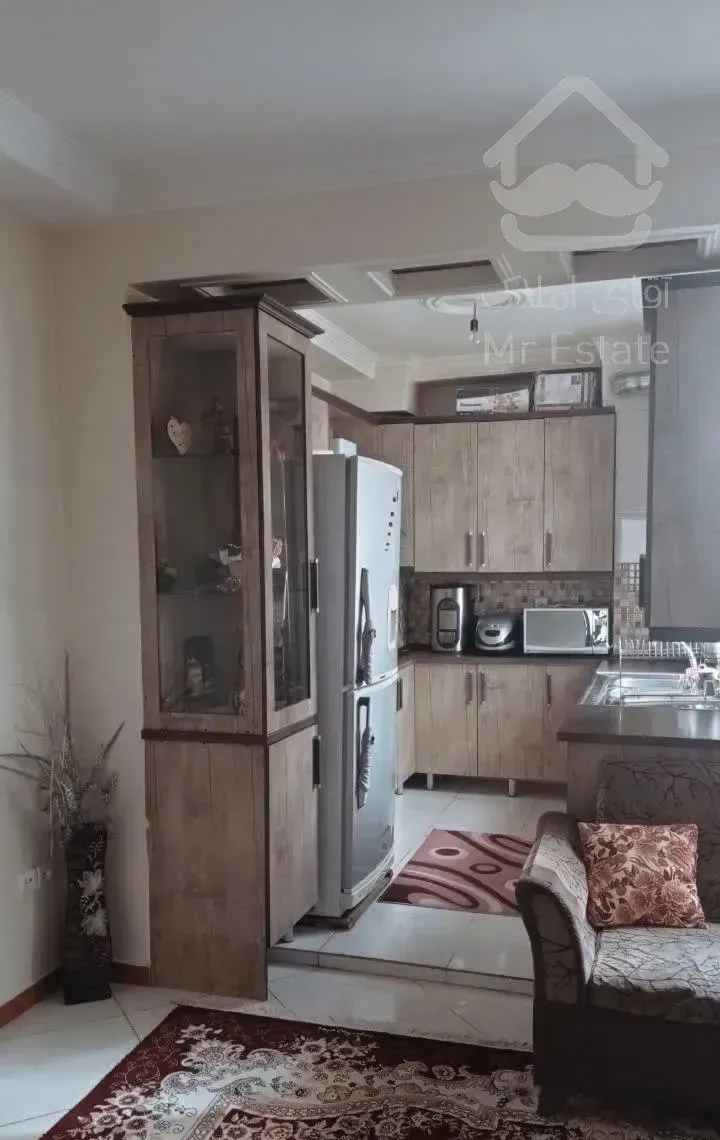 ۵۰ متر/ با پارکینگ/ سالن مربع/ بخت آزاد