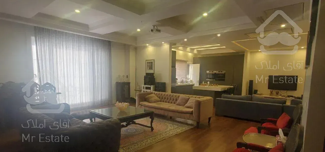 نیاوران ۲۰۰متر/۲ پارکینگ/فول فرنیش